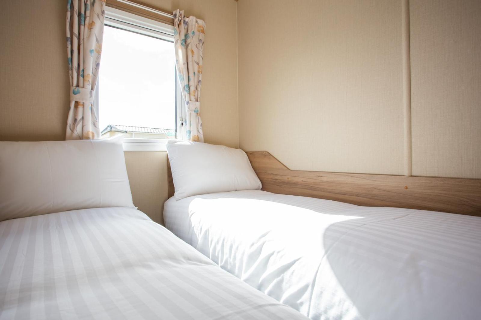 Barmouth Bay Holiday Park Llanddwywe Zimmer foto